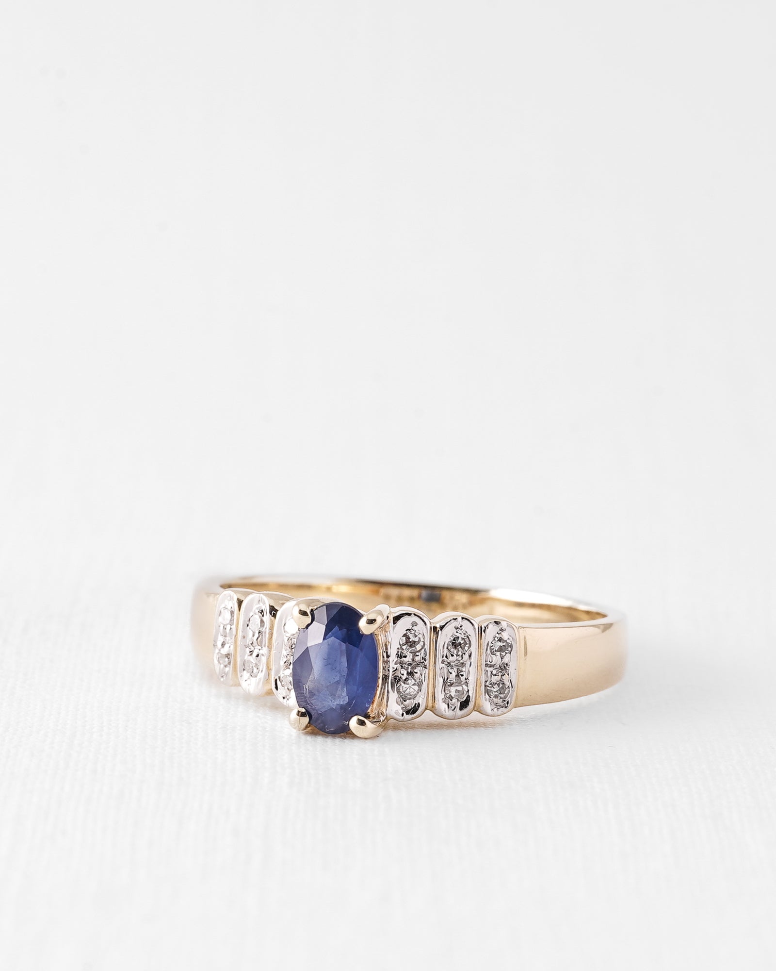 Lyra | Vintage ring Sapphire & Diamond