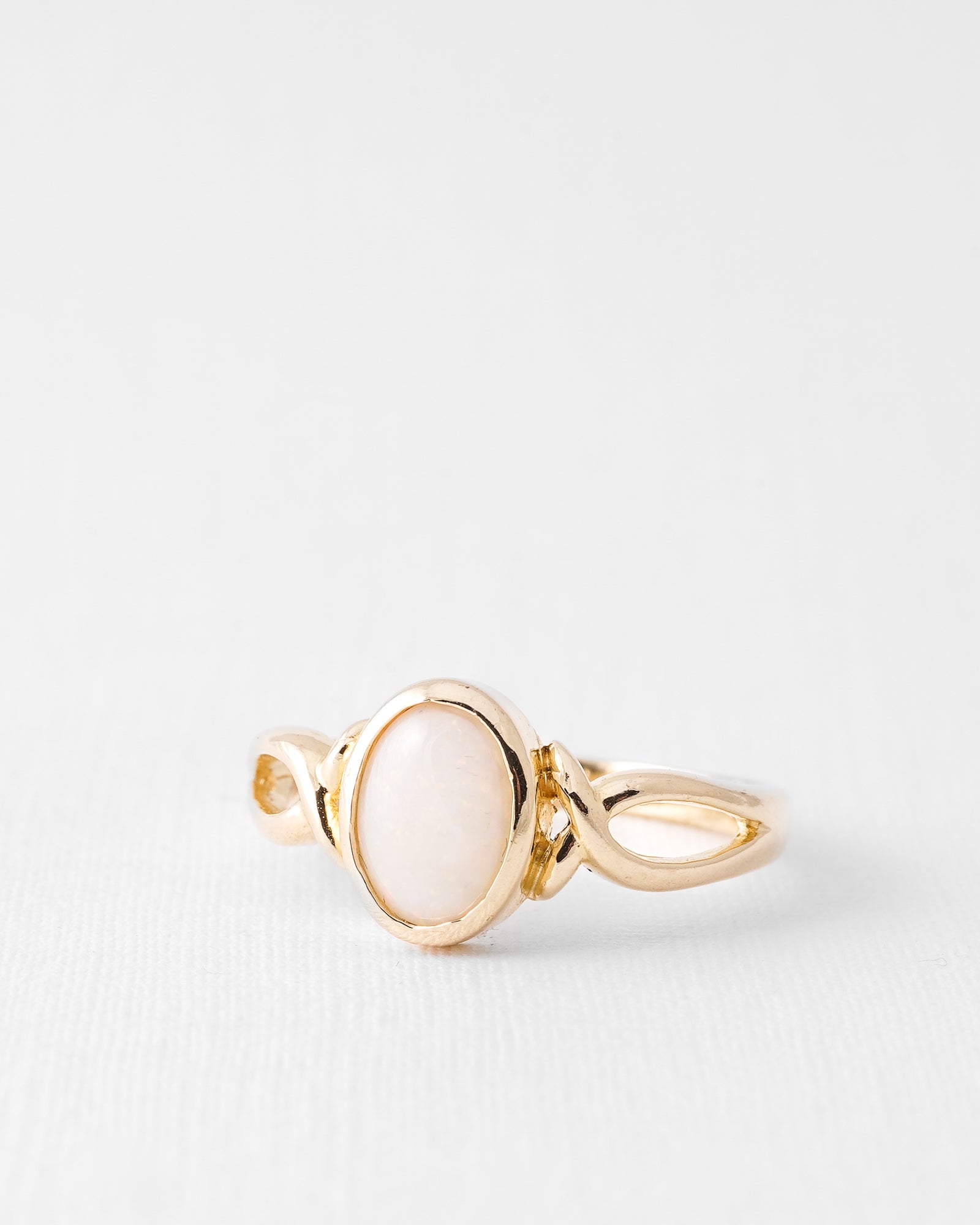 Milana | Vintage Opal Solitaire