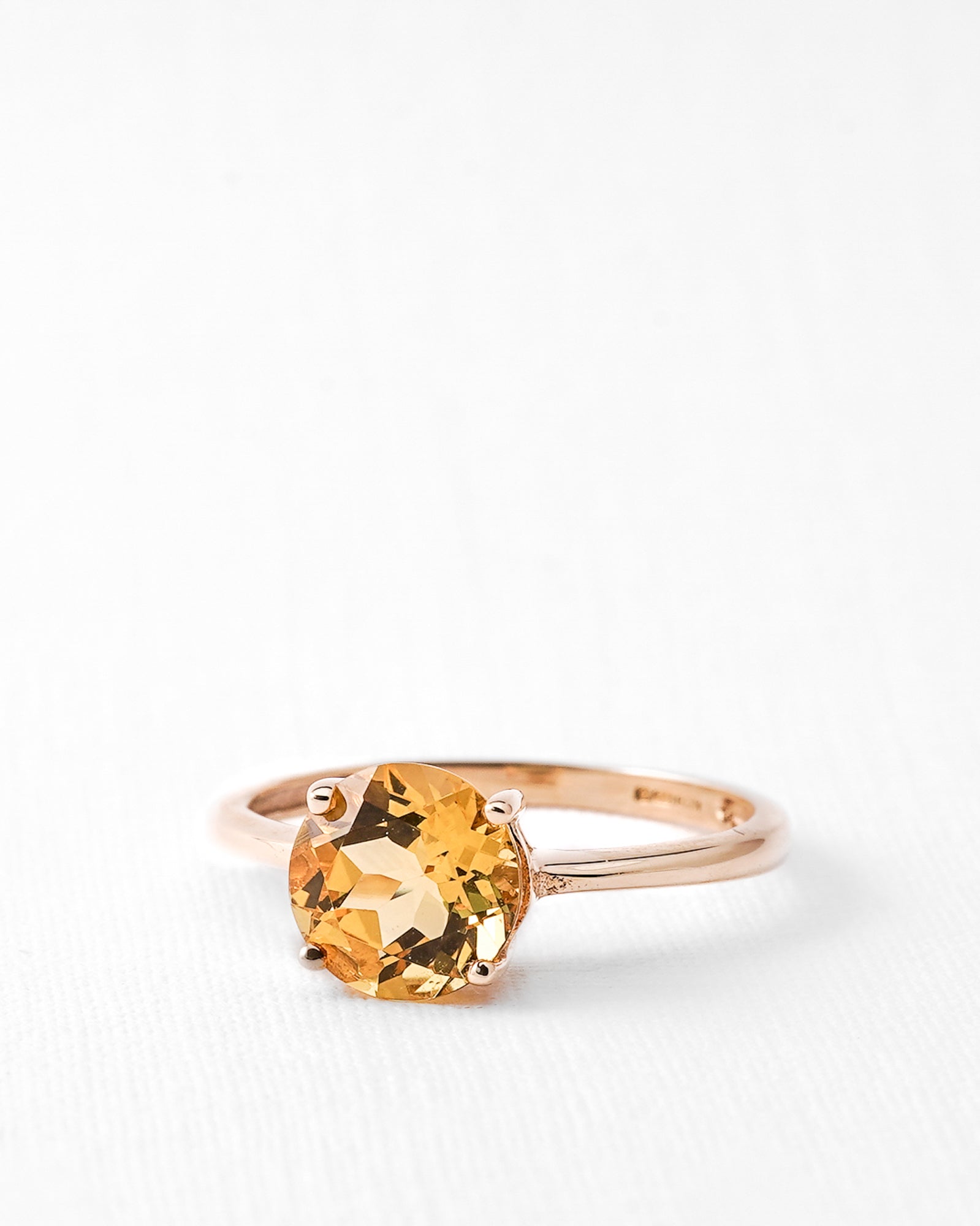 Nania | Vintage Heliolite Solitaire