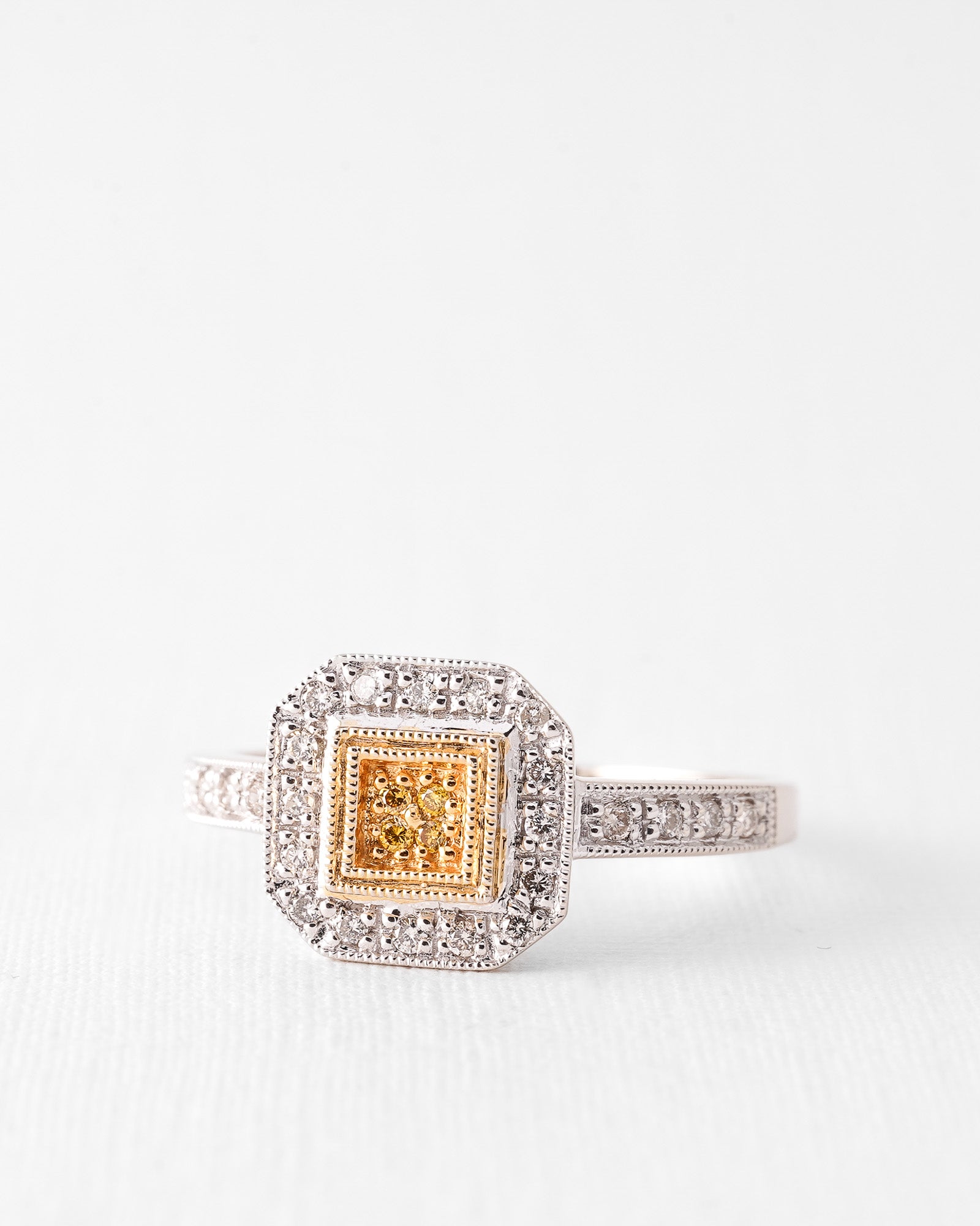 Celeste | Vintage White Gold & Diamond Cluster