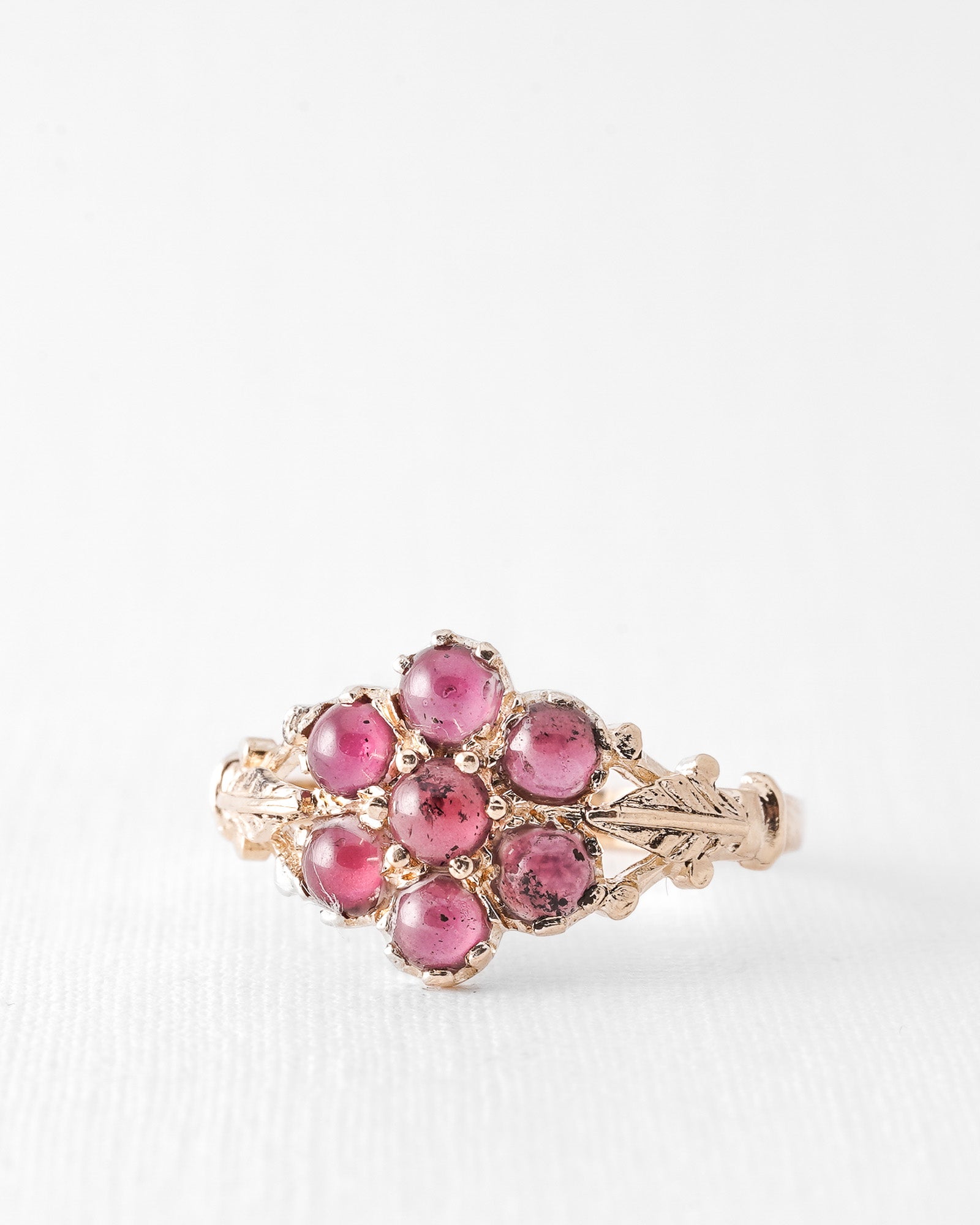 Chiara | Vintage Ruby Flower