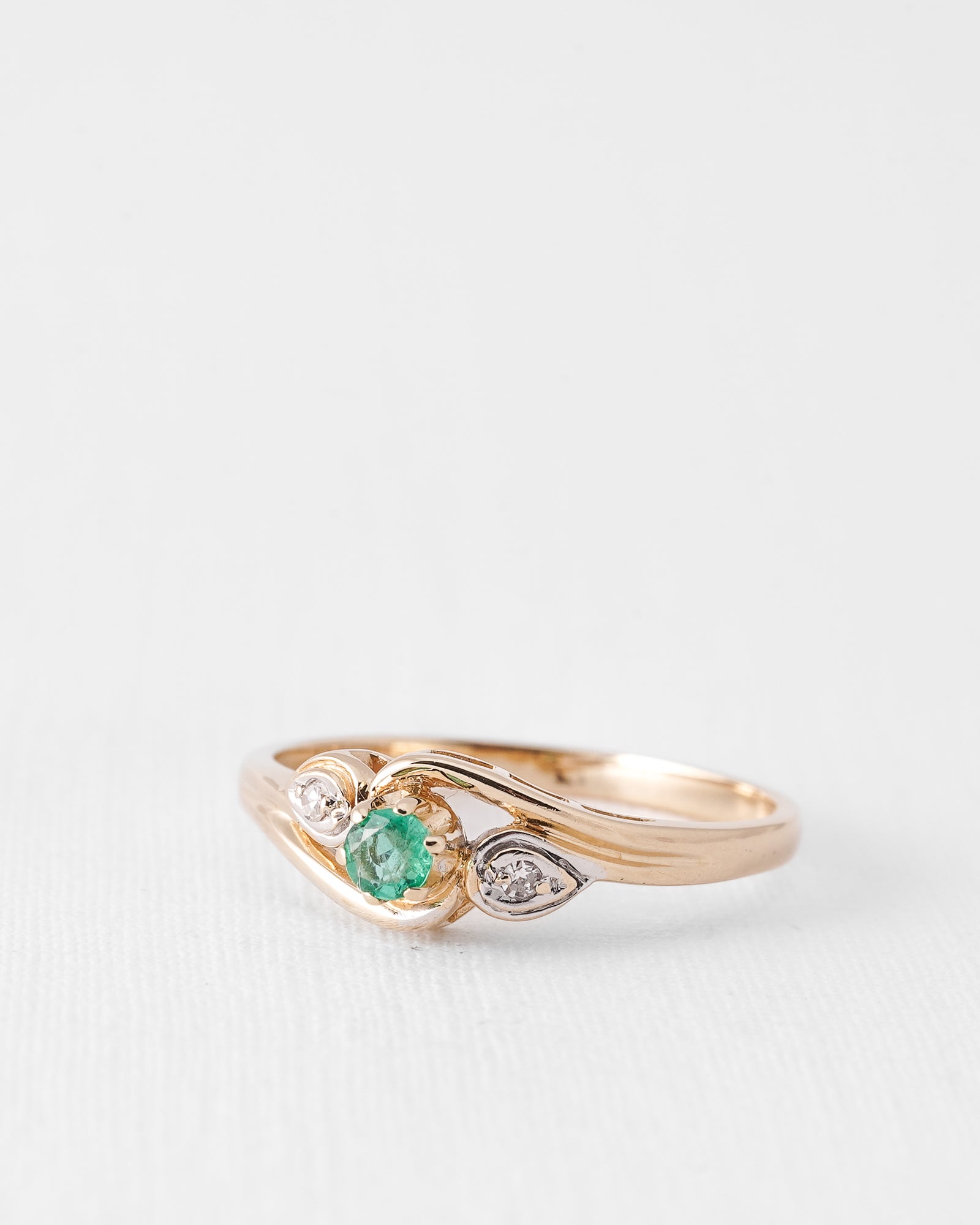 Novi | Vintage Emerald & Diamond