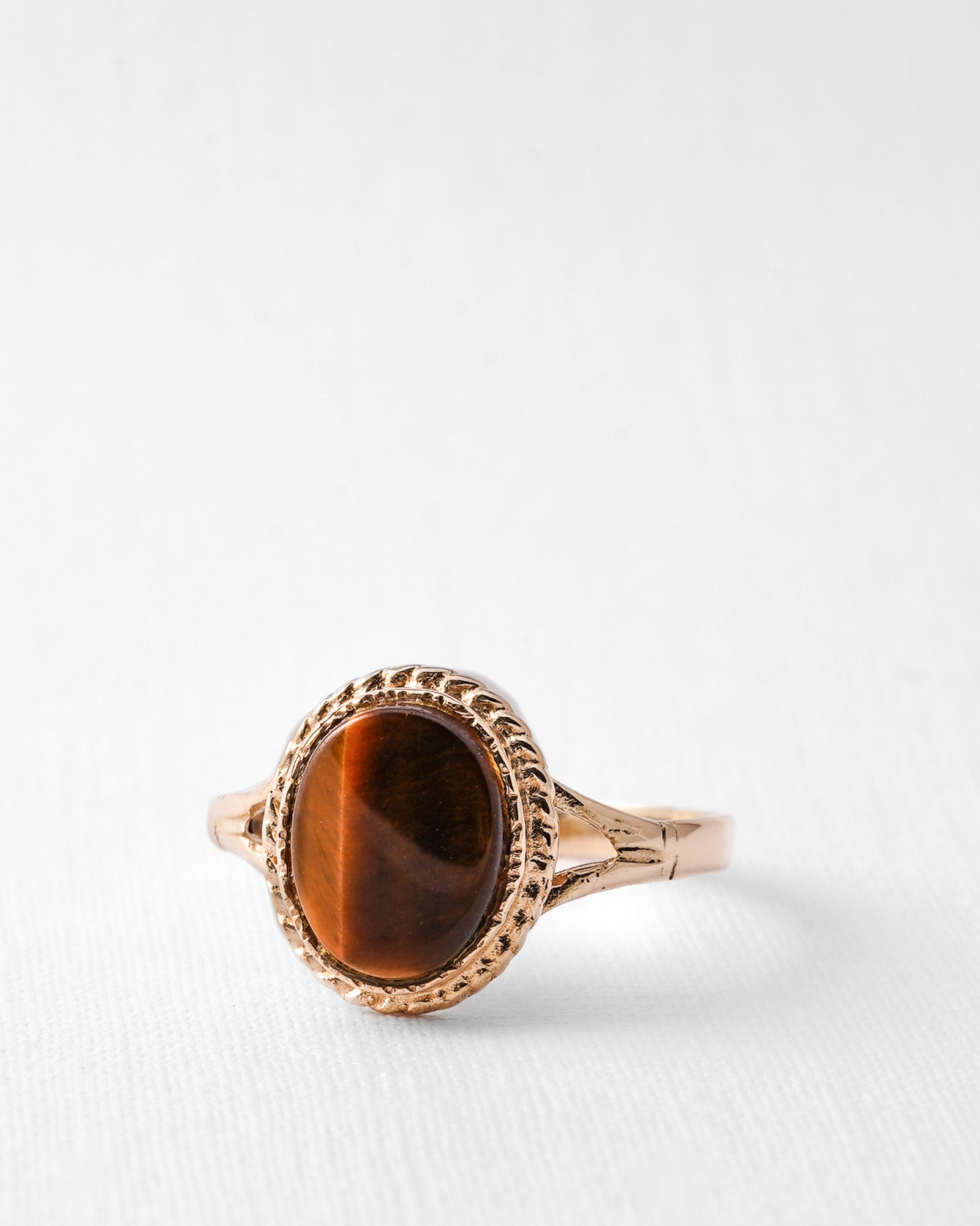 Tyra | Vintage Tiger Eye Seal Ring