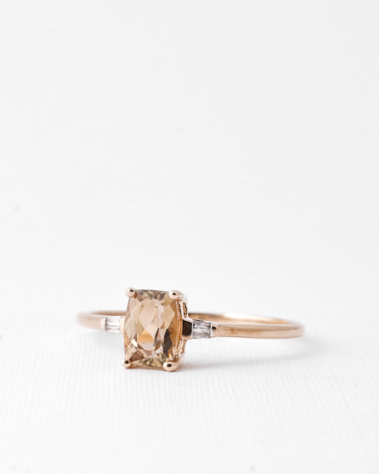 Lina | Vintage Quartz Solitaire & Diamond Details