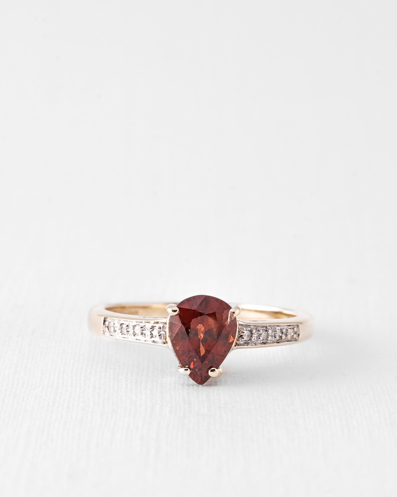 Jane | Vintage Granaat & Diamant